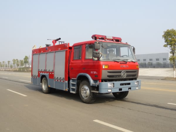 JDF5140GXFPM50/E型泡沫消防车
